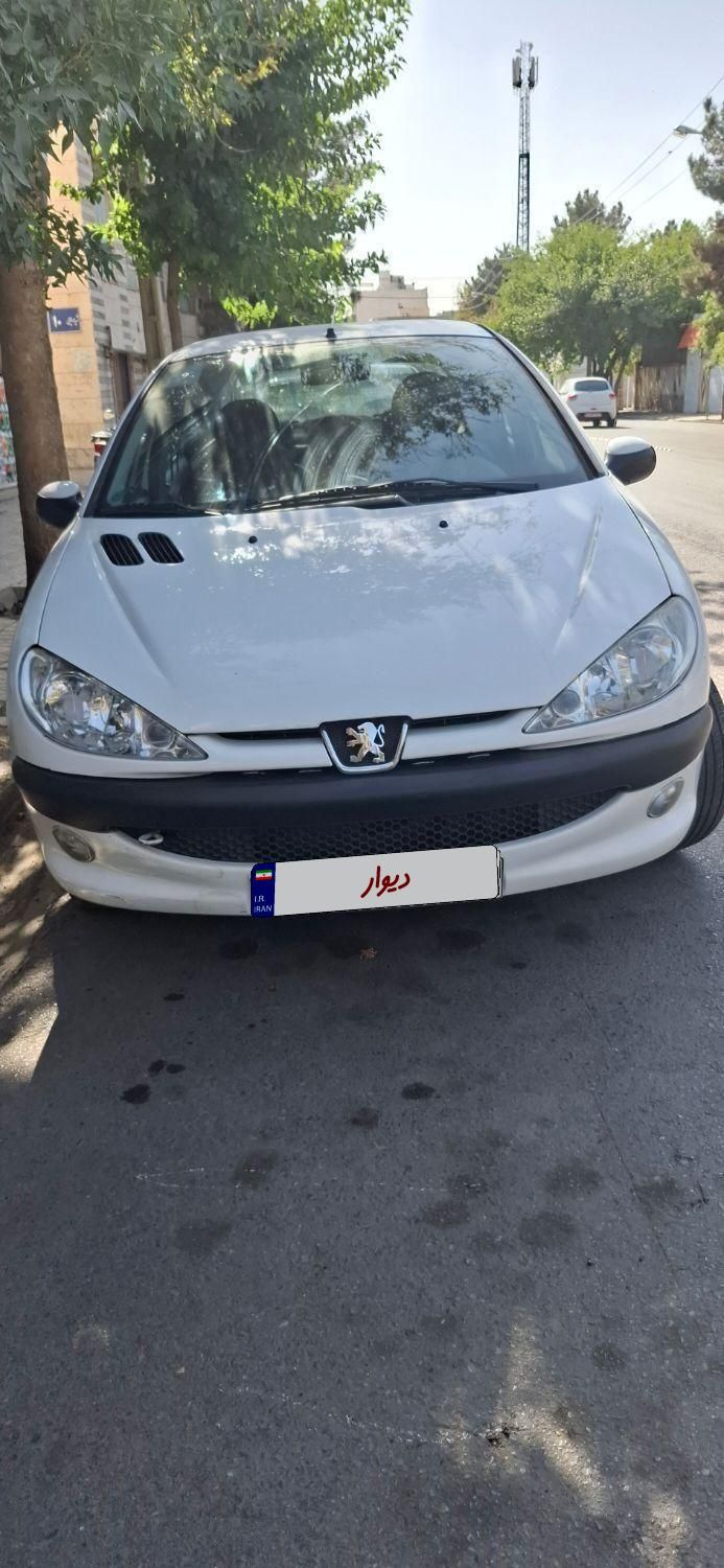 پژو ۲۰۶ صندوق دار v8 - 1397