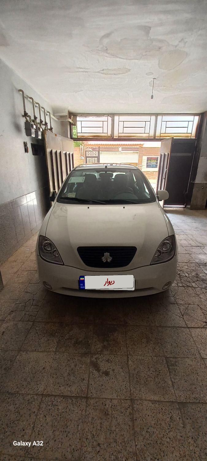 تیبا صندوق دار SX - 1401