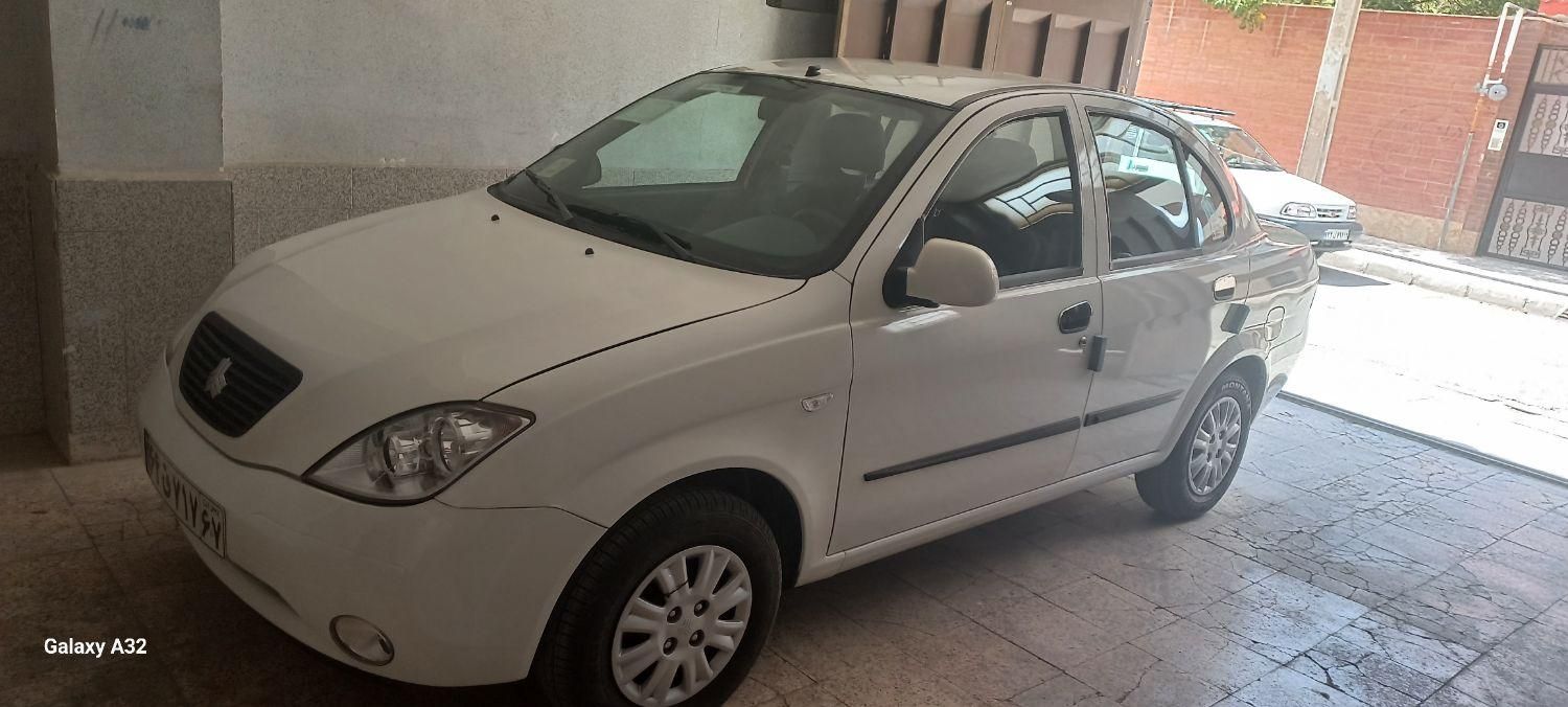 تیبا صندوق دار SX - 1401