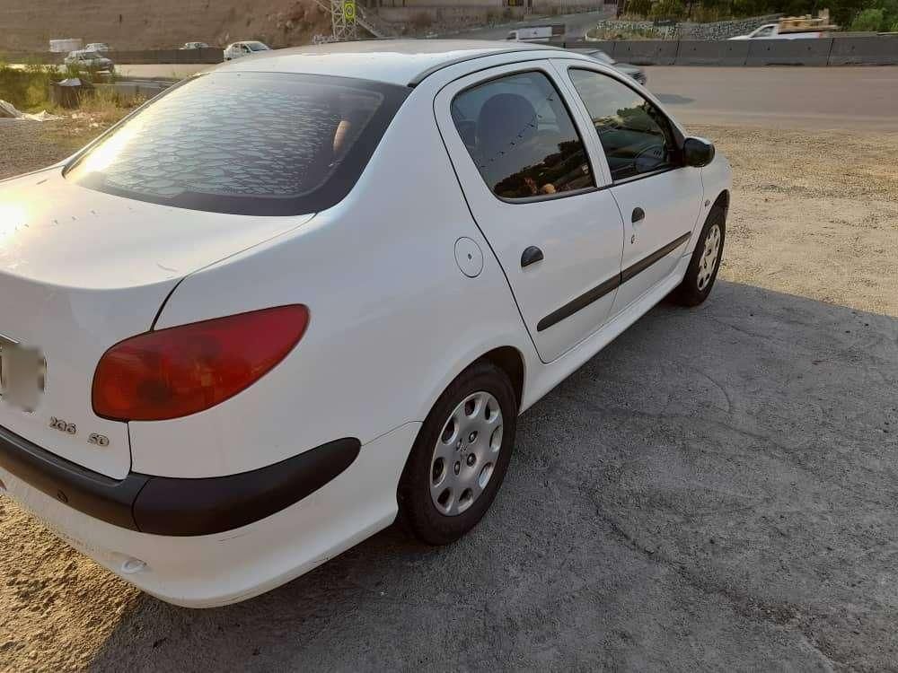 پژو ۲۰۶ صندوق دار v8 - 1397