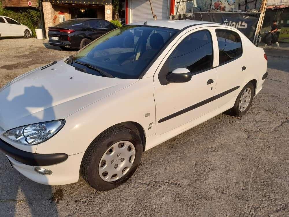 پژو ۲۰۶ صندوق دار v8 - 1397