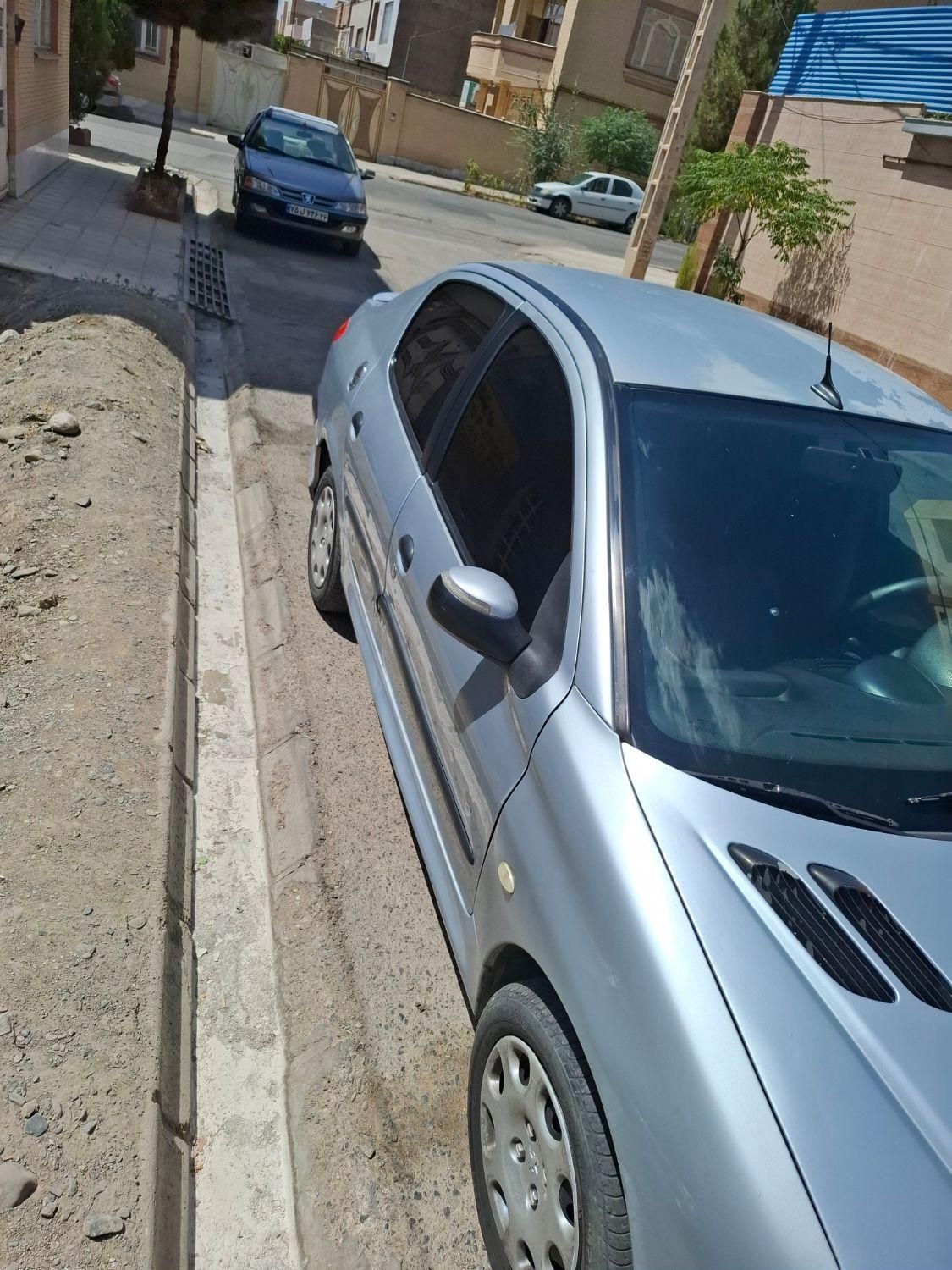 پژو ۲۰۶ صندوق دار v8 - 1387