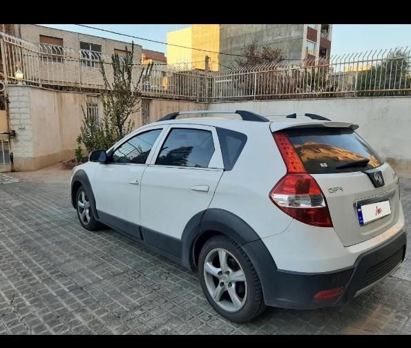 خودرو دانگ فنگ، H30 کراس آگهی ann_19426393