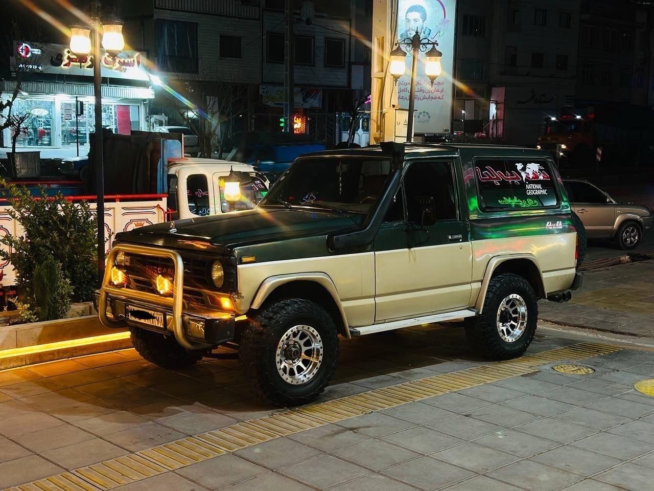 نیسان پاترول دو درب دنده‌ای - 1998