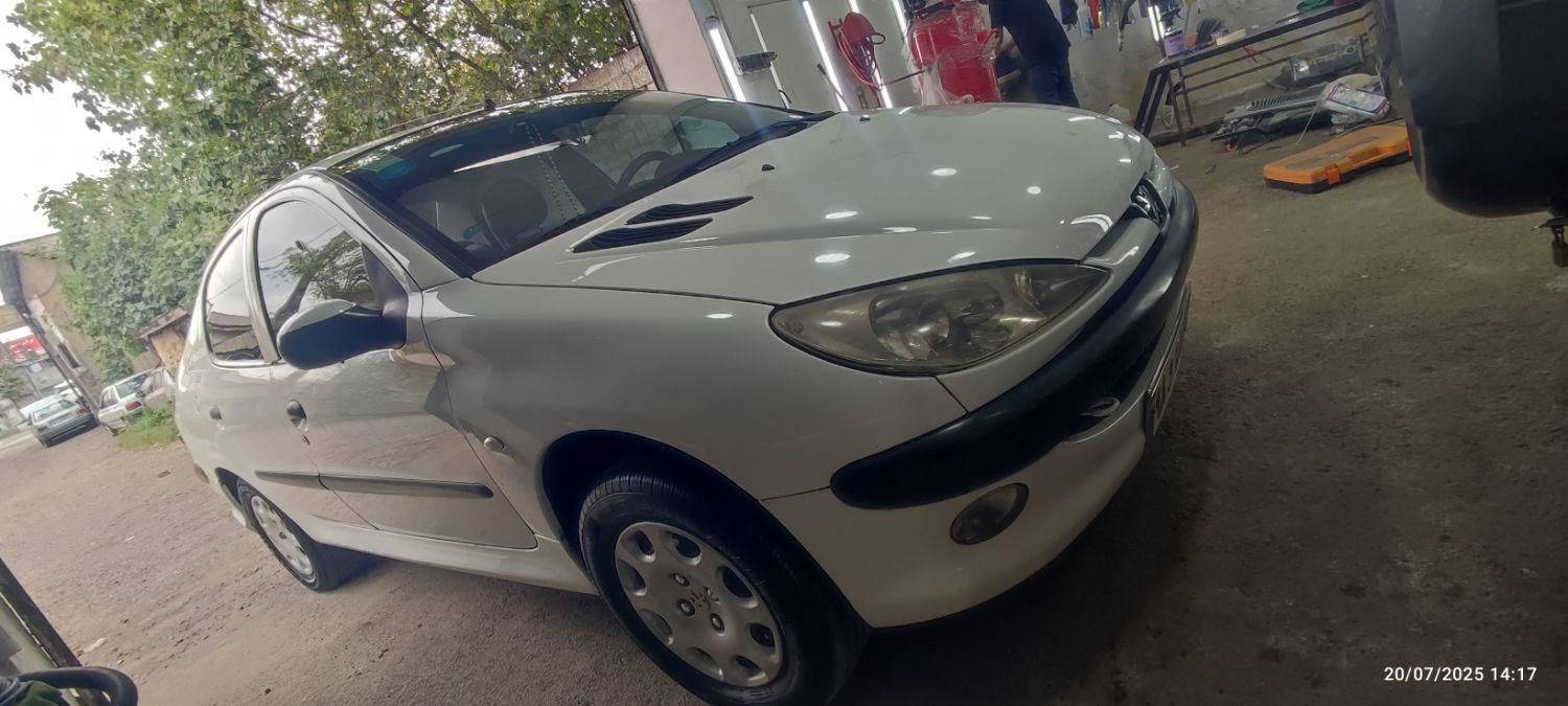 پژو ۲۰۶ صندوق دار v8 - 1390