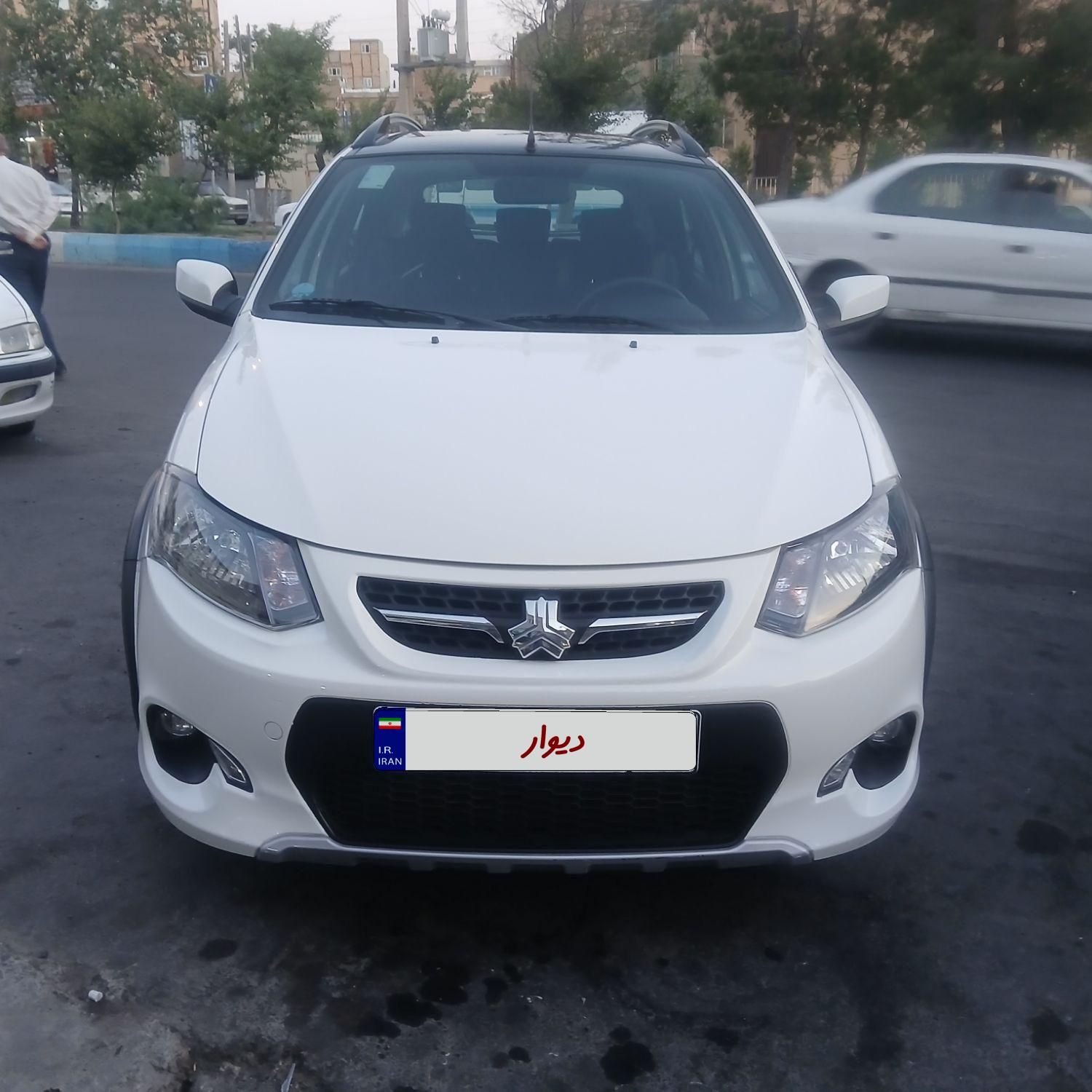 خودرو کوییک، R آگهی ann_19426781