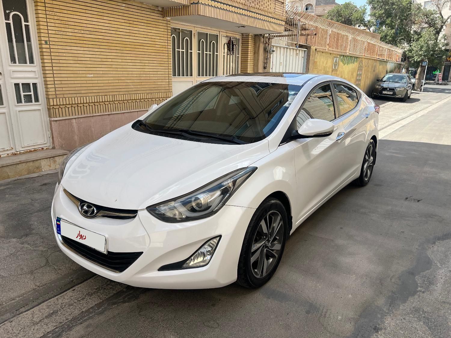 هیوندای النترا 1.8 لیتر - 2014
