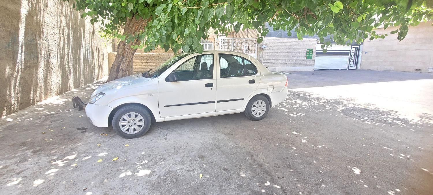 تیبا صندوق دار SX - 1400