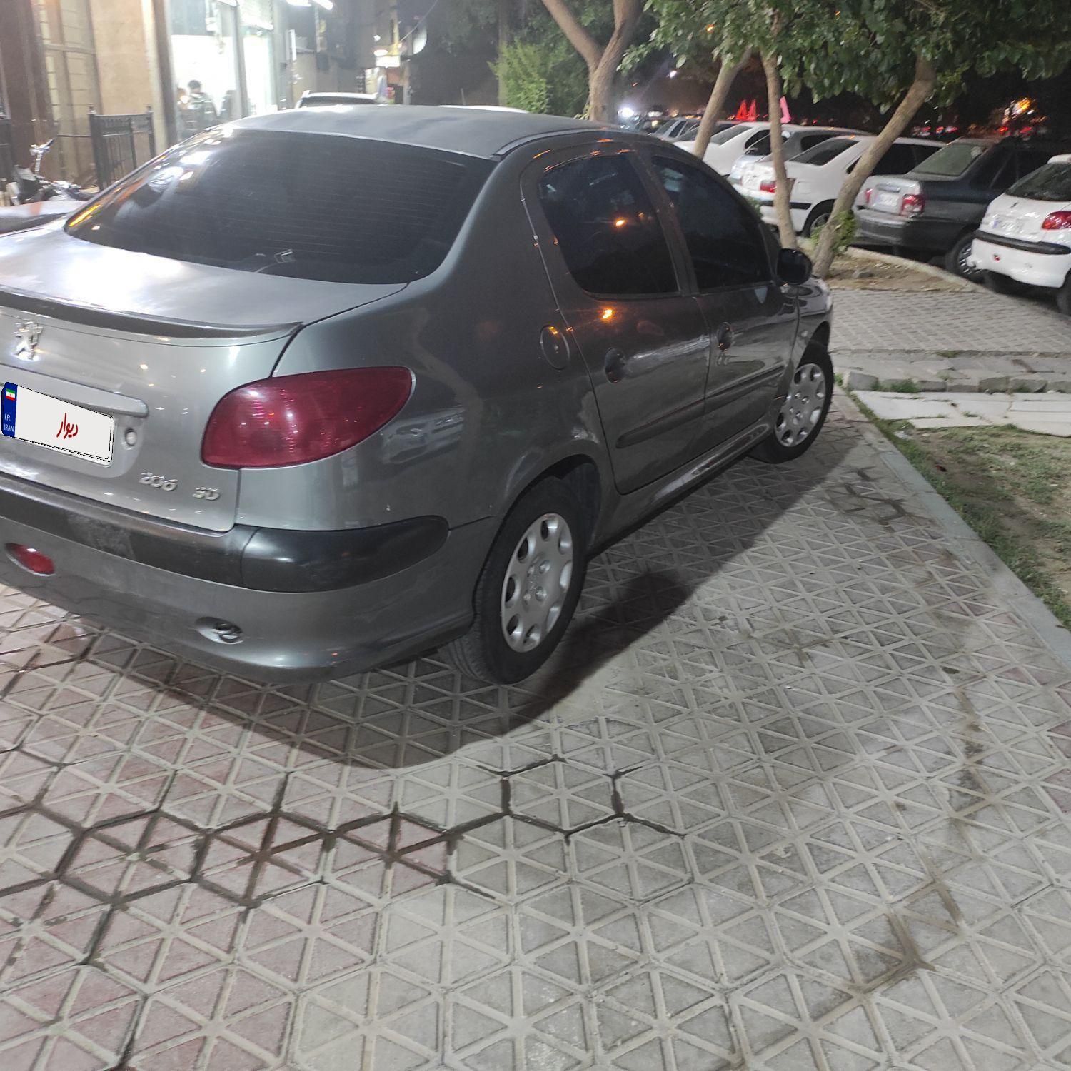 پژو ۲۰۶ صندوق دار v20 - 1389
