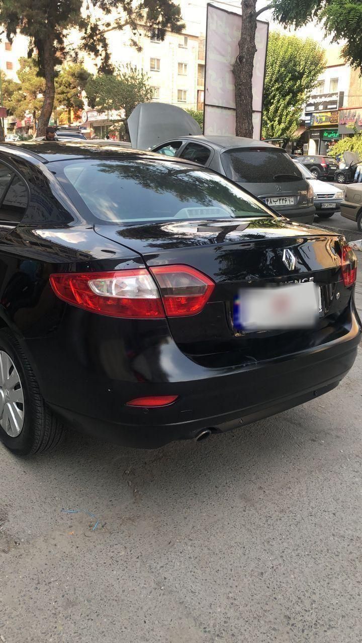 خودرو رنو، فلوئنس آگهی ann_19427022