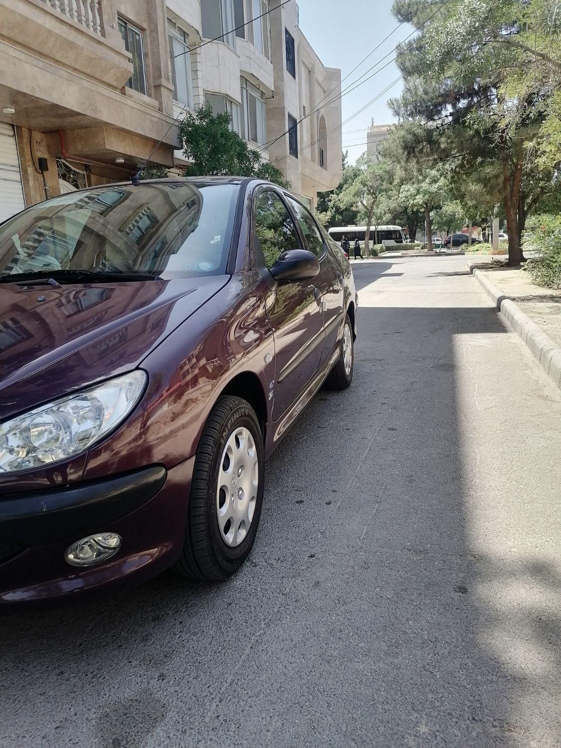 پژو ۲۰۶ صندوق دار v8 - 1395