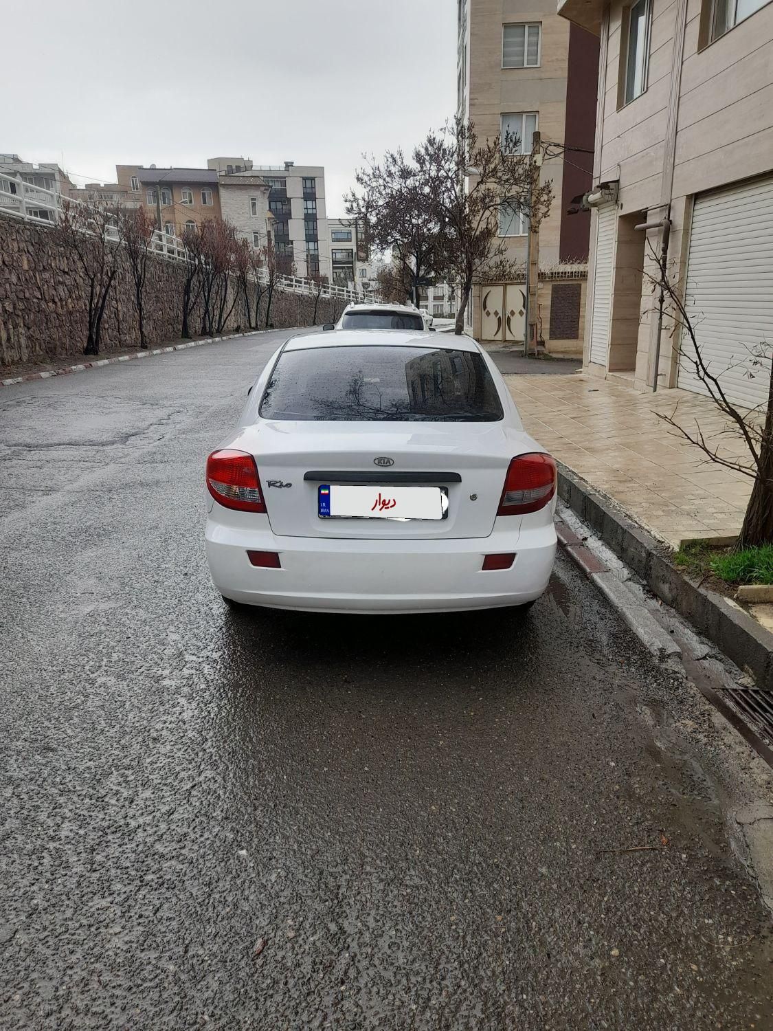کیا ریو صندوقدار نیمه فول UB - 1389