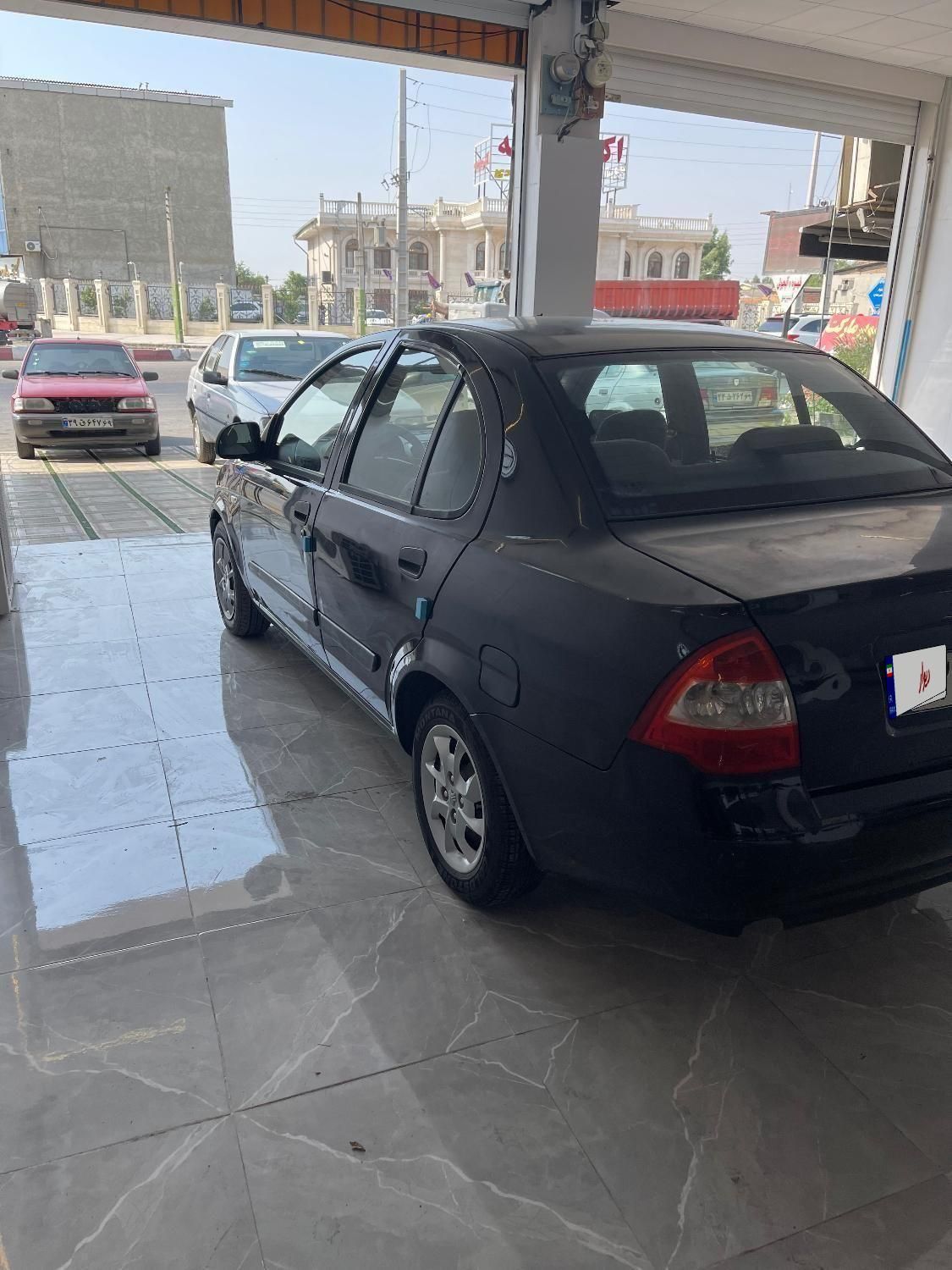 تیبا صندوق دار SX - 1393