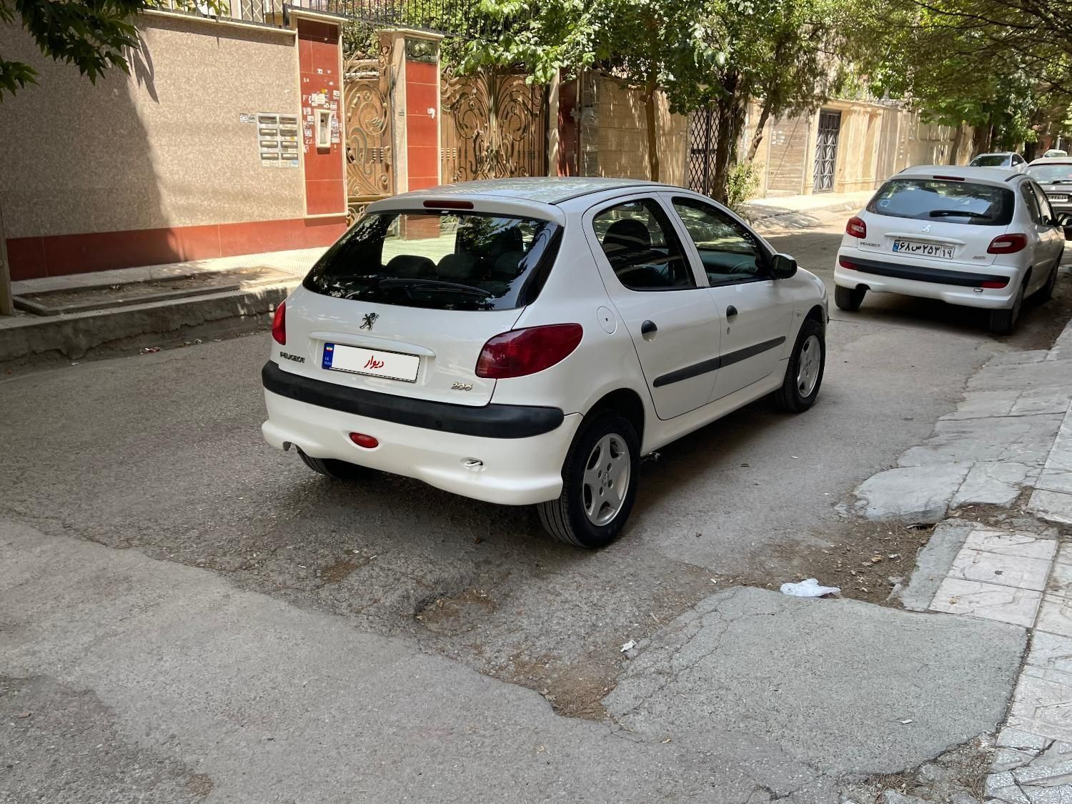 پژو 206 تیپ 5 - 1395