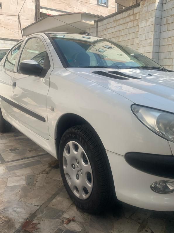 پژو ۲۰۶ صندوق دار v8 - 1395