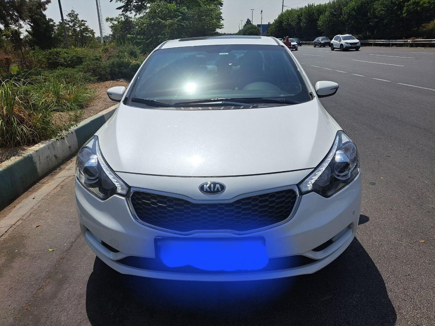 کیا سراتو 2.0 لیتر اتوماتیک GT لاین - 2015