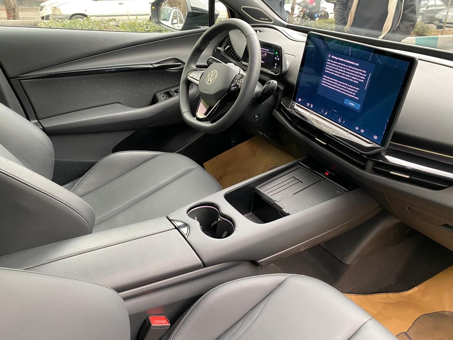 فولکس گلف GTI - 2024