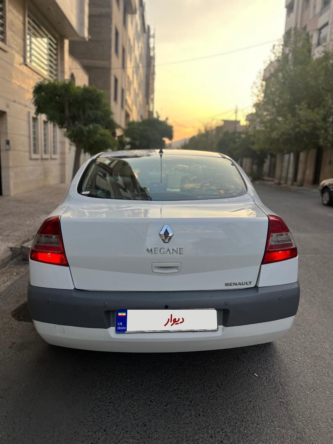 رنو مگان پارس خودرو 2000 - 1391