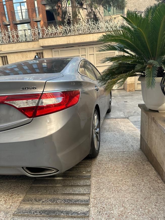 هیوندای آزرا (گرنجور) 3300cc - 2013