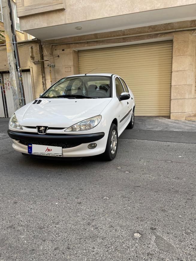 پژو ۲۰۶ صندوق دار v8 - 1399