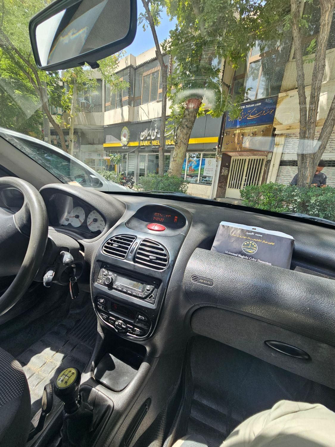 پژو ۲۰۶ صندوق دار v8 - 1393