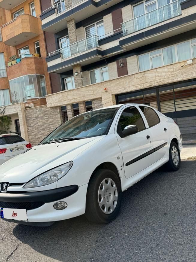 پژو ۲۰۶ صندوق دار v8 - 1394