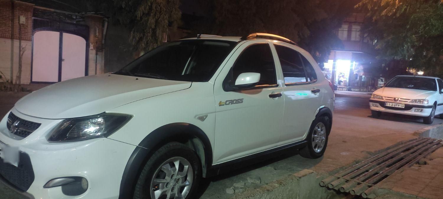 خودرو کوییک، معمولی آگهی ann_19429270