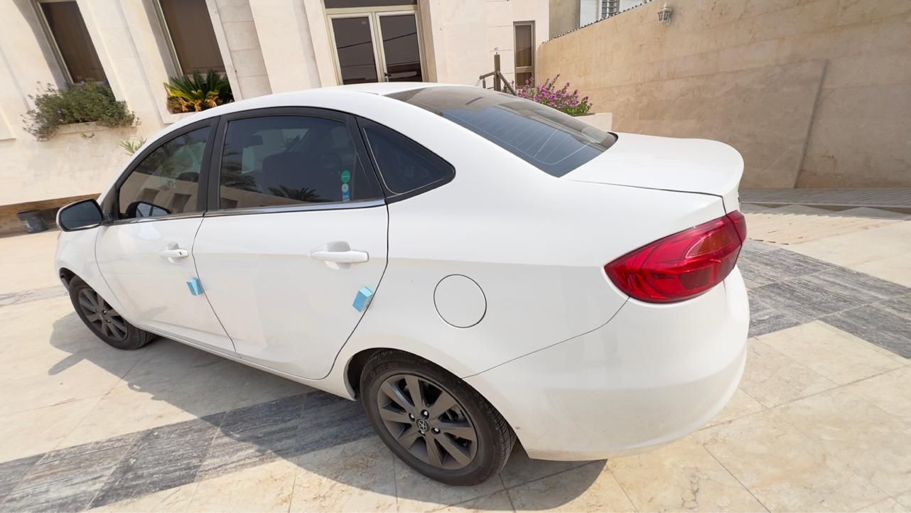 جک J4 اتوماتیک ساده - 1403