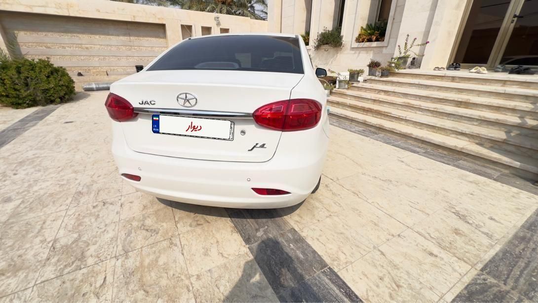 جک J4 اتوماتیک ساده - 1403