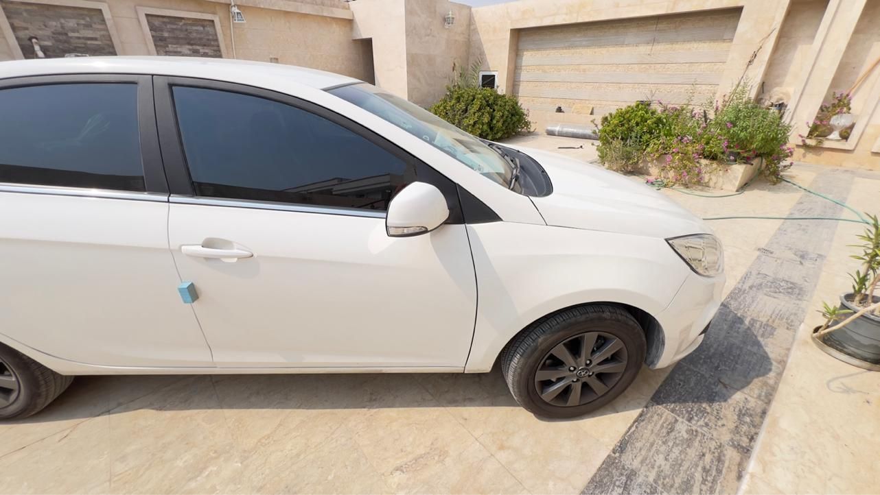 جک J4 اتوماتیک ساده - 1403