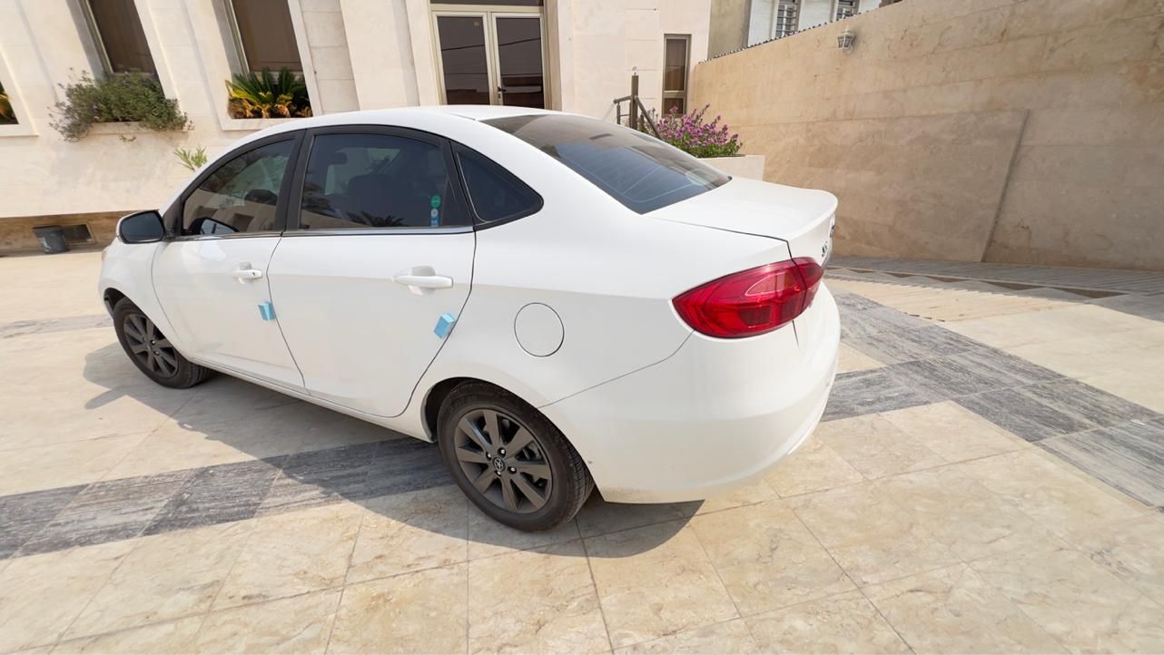 جک J4 اتوماتیک ساده - 1403