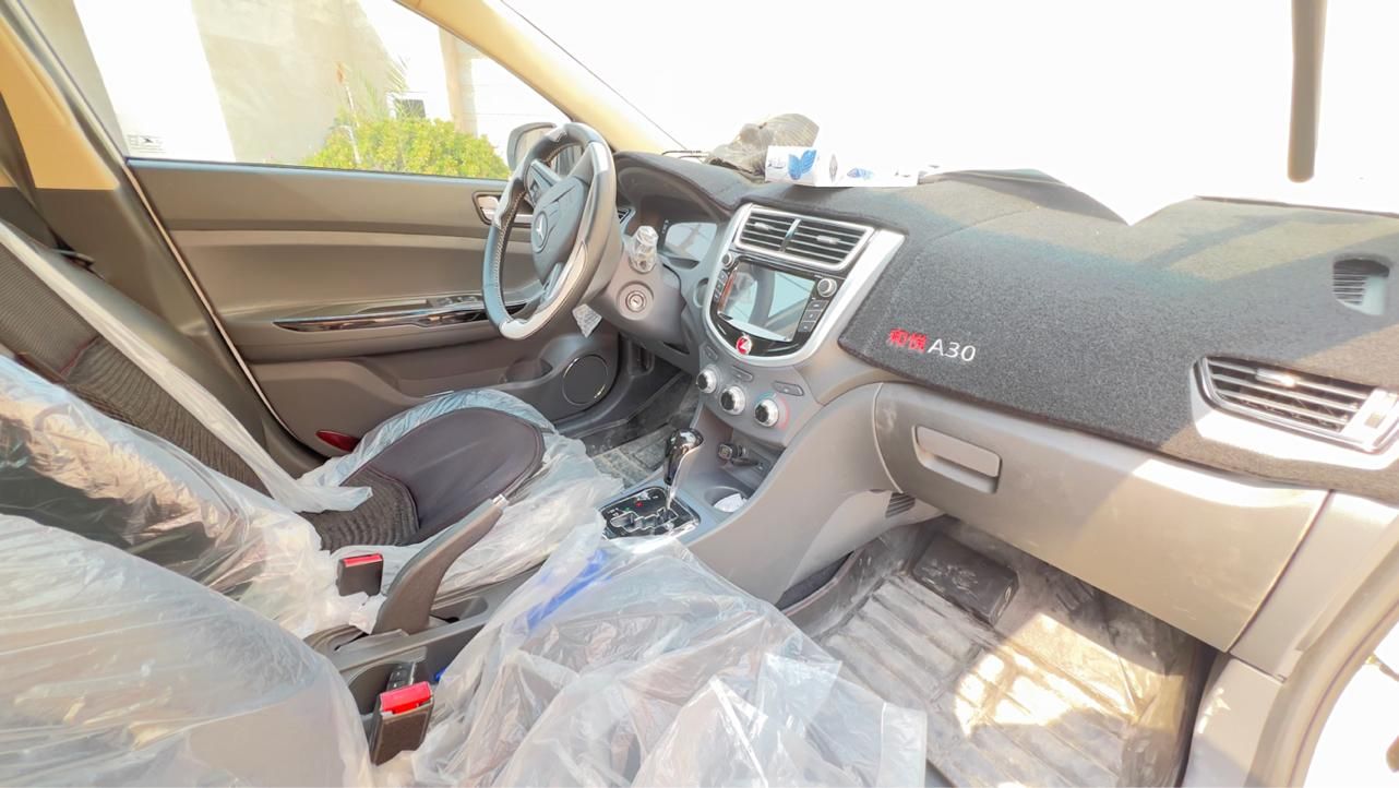 جک J4 اتوماتیک ساده - 1403