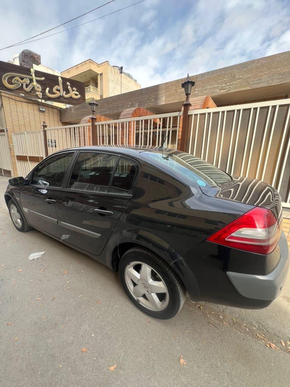رنو مگان وارداتی اتوماتیک 2000 - 2006