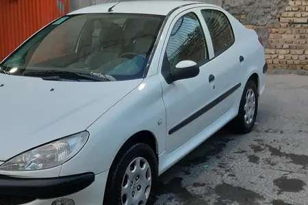 پژو ۲۰۶ صندوق دار v8 - 1396