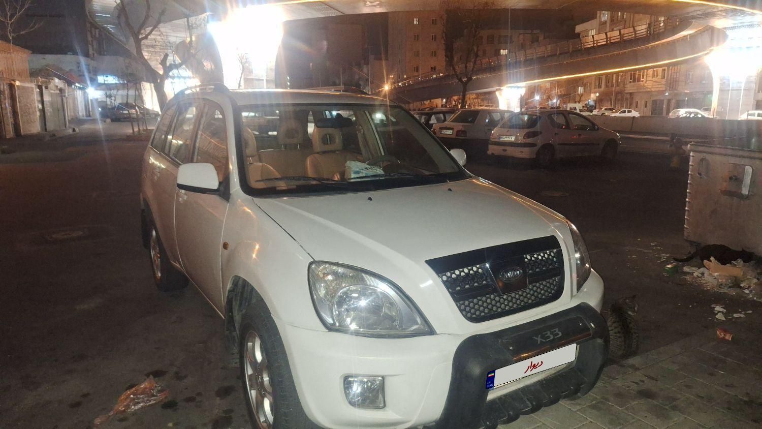 خودرو ام وی ام، X33 آگهی ann_19429553