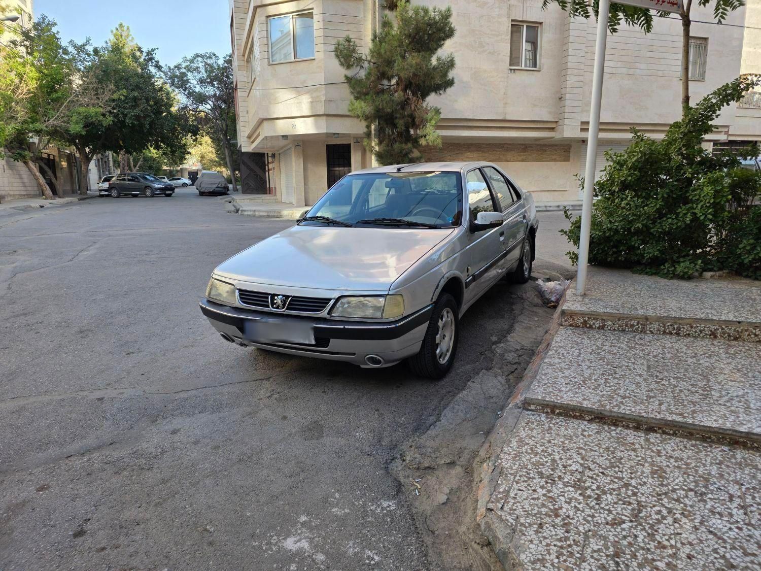 پژو 405 SLX بنزینی  XU7 - 1389