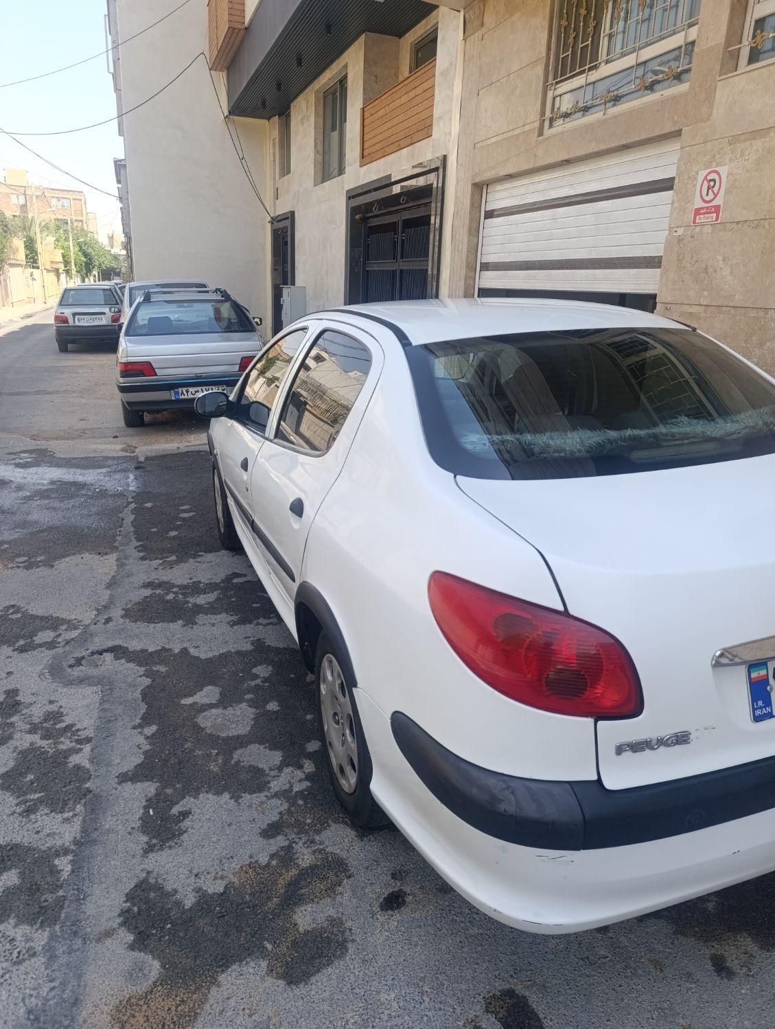 پژو ۲۰۶ صندوق دار v8 - 1393