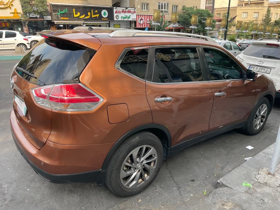 نیسان ایکس تریل فول شرکتی - 1397