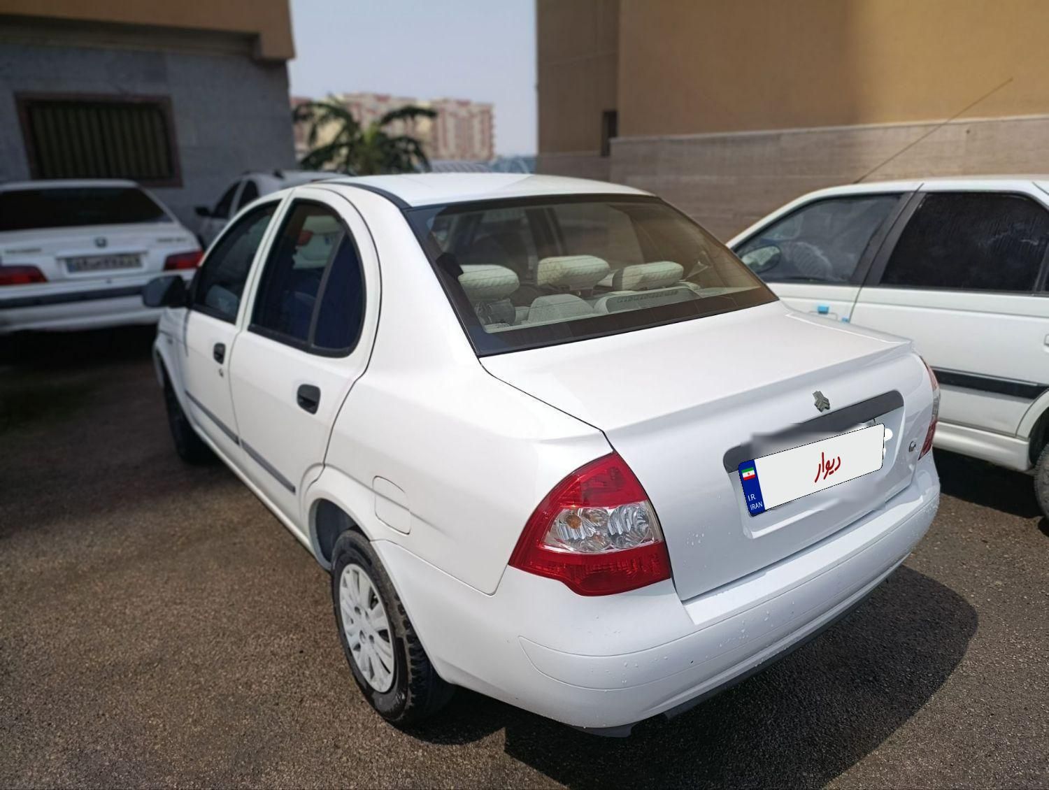تیبا صندوق دار SX - 1400
