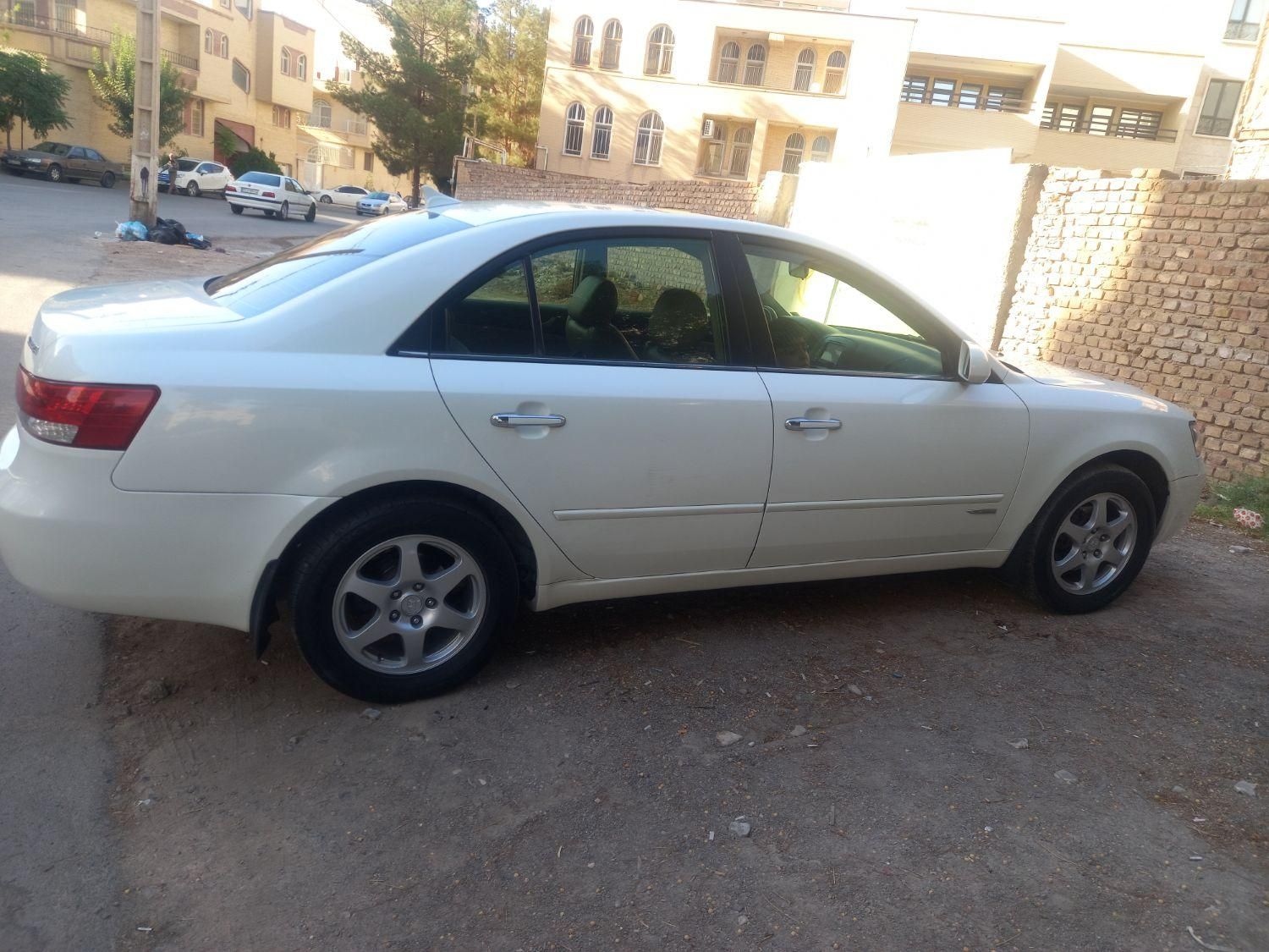 هیوندای سوناتا اتوماتیک NF 2400 - 2006