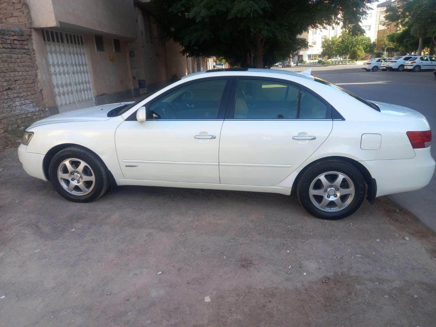 هیوندای سوناتا اتوماتیک NF 2400 - 2006