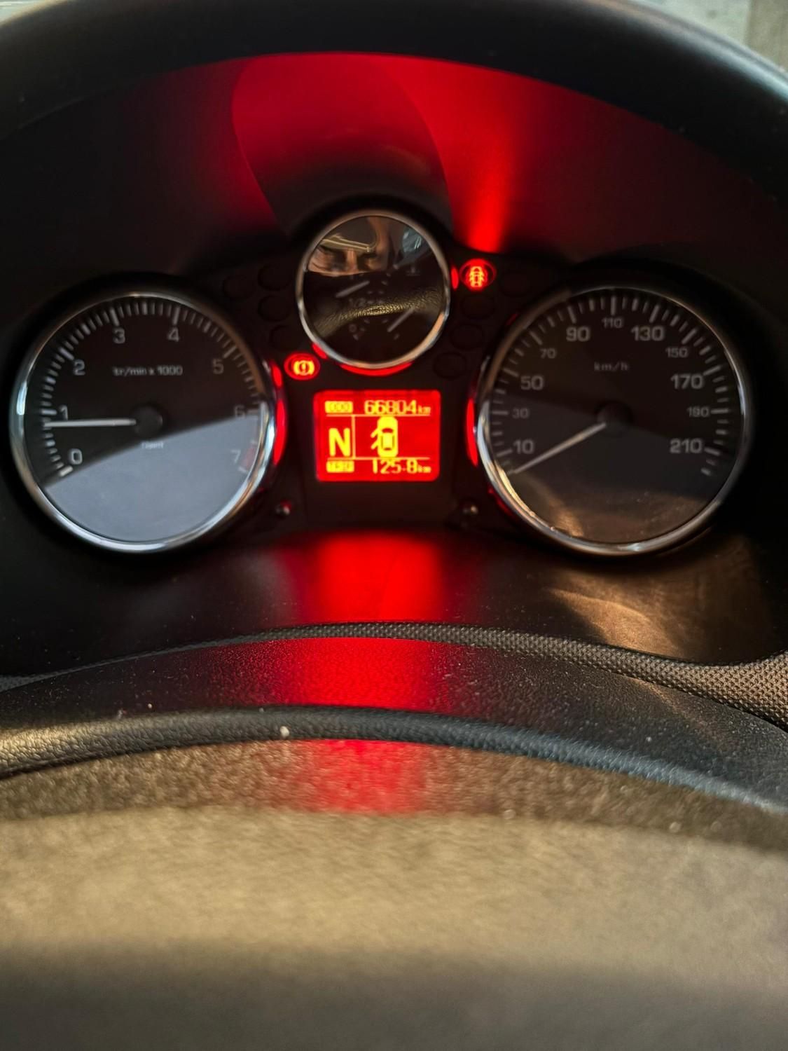 پژو 207 اتوماتیک - 1396
