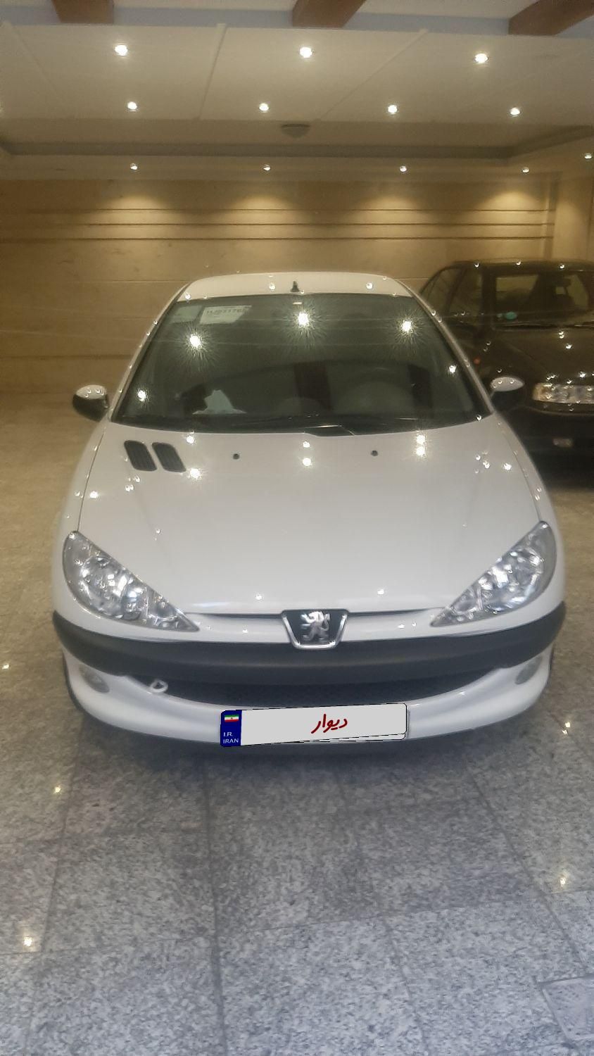 پژو ۲۰۶ صندوق دار v8 - 1396
