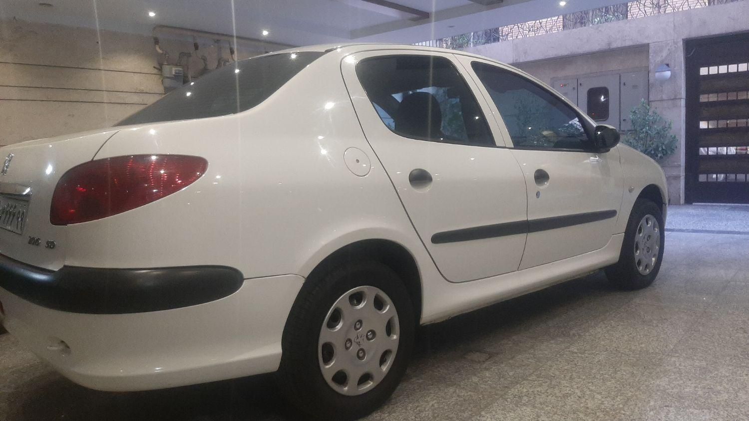 پژو ۲۰۶ صندوق دار v8 - 1396