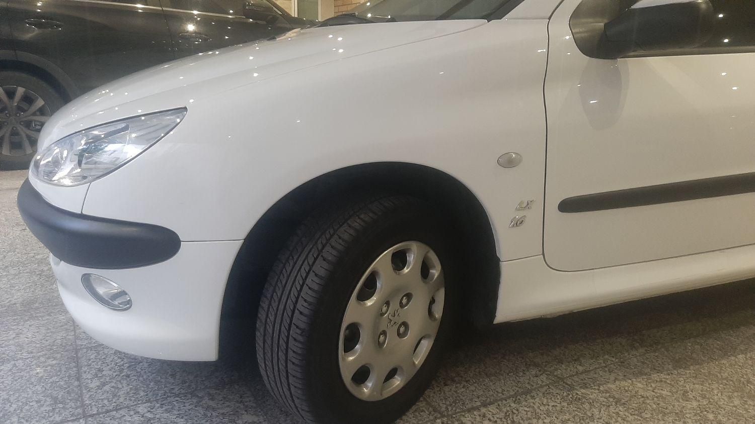 پژو ۲۰۶ صندوق دار v8 - 1396