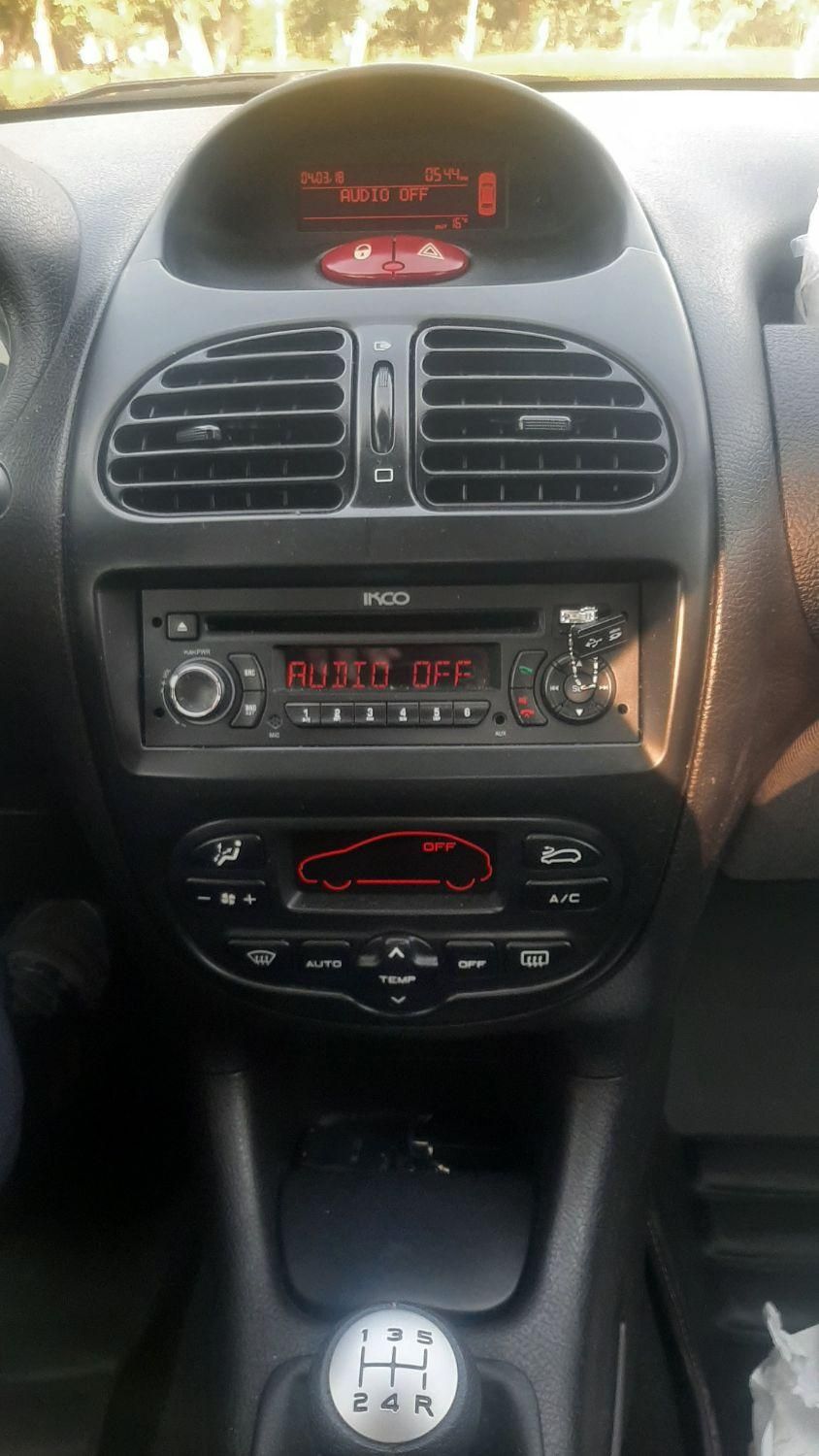 پژو ۲۰۶ صندوق دار v8 - 1396