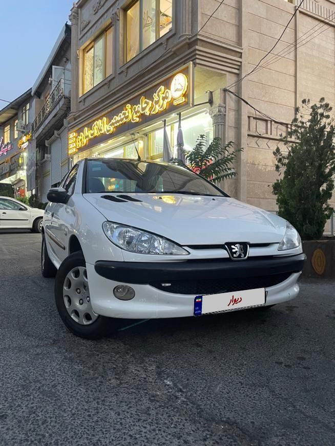 پژو ۲۰۶ صندوق دار v8 - 1390