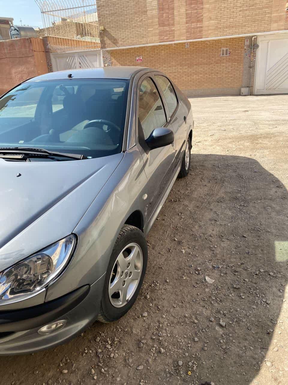 پژو ۲۰۶ صندوق دار v8 - 1395