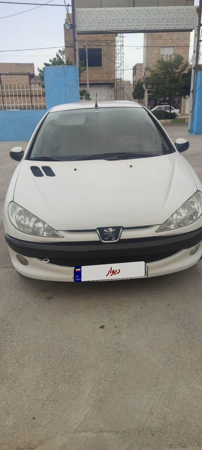 پژو ۲۰۶ صندوق دار v8 - 1397
