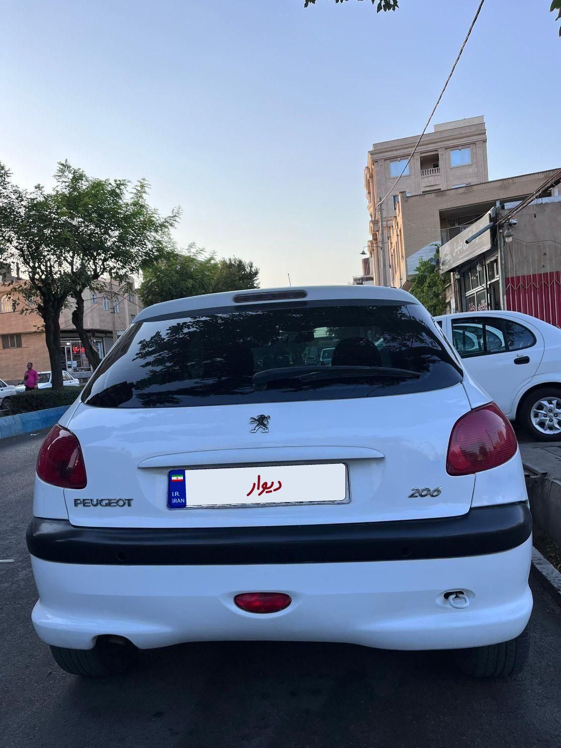 پژو 206 تیپ 2 - 1390